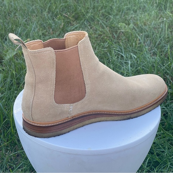 Sperry Gold Cup Boots Mens Size 10.5 Tan Brown Suede Crepe Soles Chukka Slip On - Picture 7 of 13